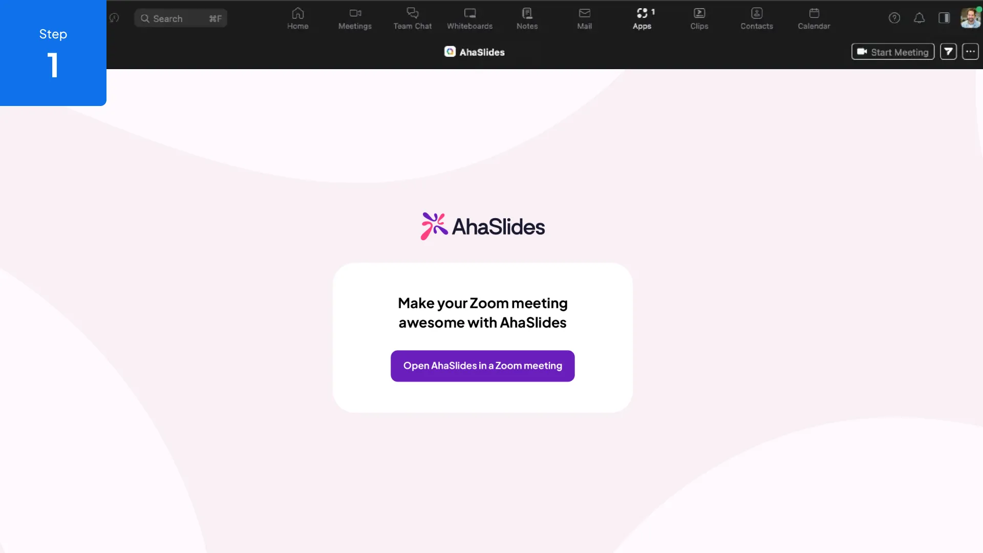 Eine AhaSlides-Umfragefolie wird in der Seitenleiste des Zoom-Meetings mit Live-Antwortmöglichkeiten angezeigt.
