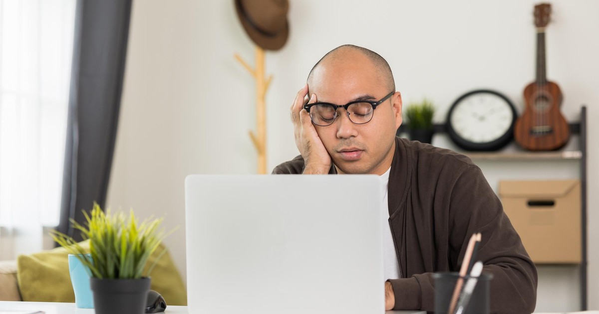Employee looking disengaged during passive online security training